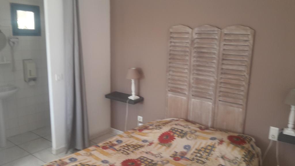 Le Mas De Mon Pere سانت ماري دو لا مير الغرفة الصورة